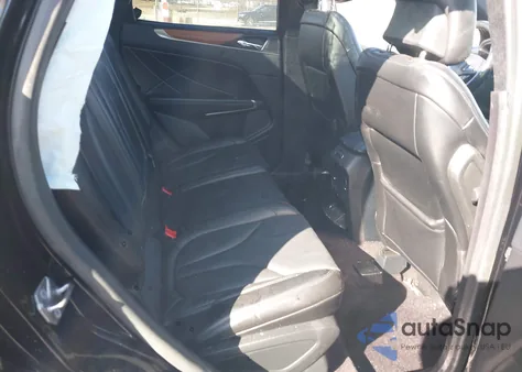 2018 Lincoln Mkc Reserve z USA, uszkodzony, nr VIN 5LMCJ3D94JUL15052